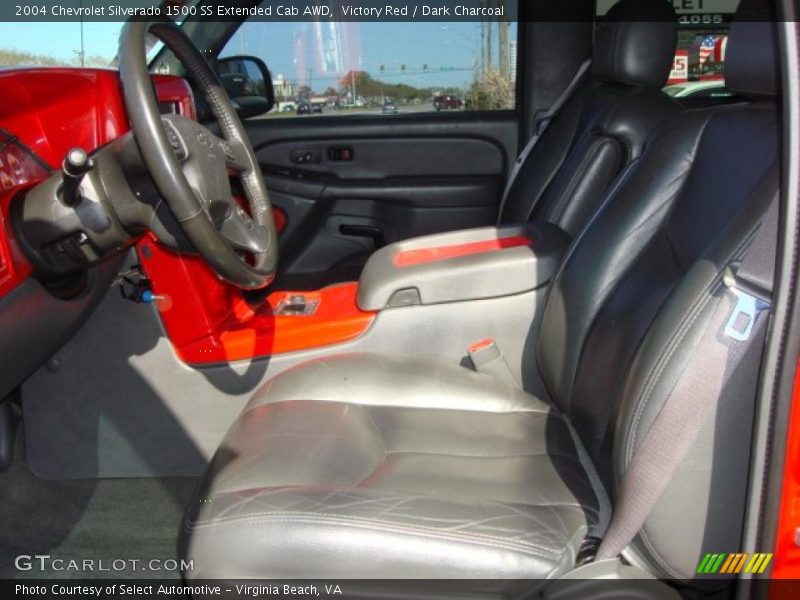 Victory Red / Dark Charcoal 2004 Chevrolet Silverado 1500 SS Extended Cab AWD