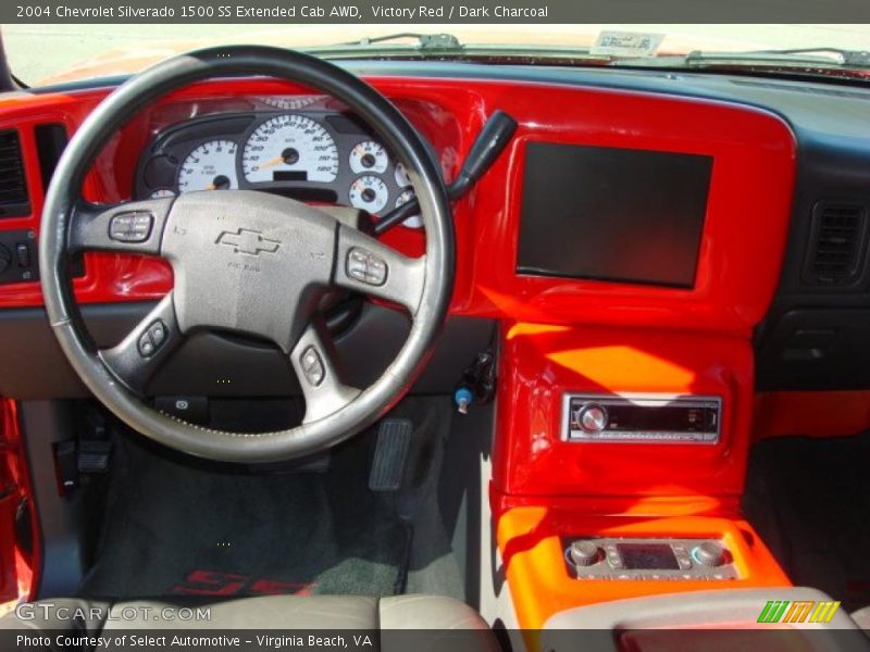 Victory Red / Dark Charcoal 2004 Chevrolet Silverado 1500 SS Extended Cab AWD