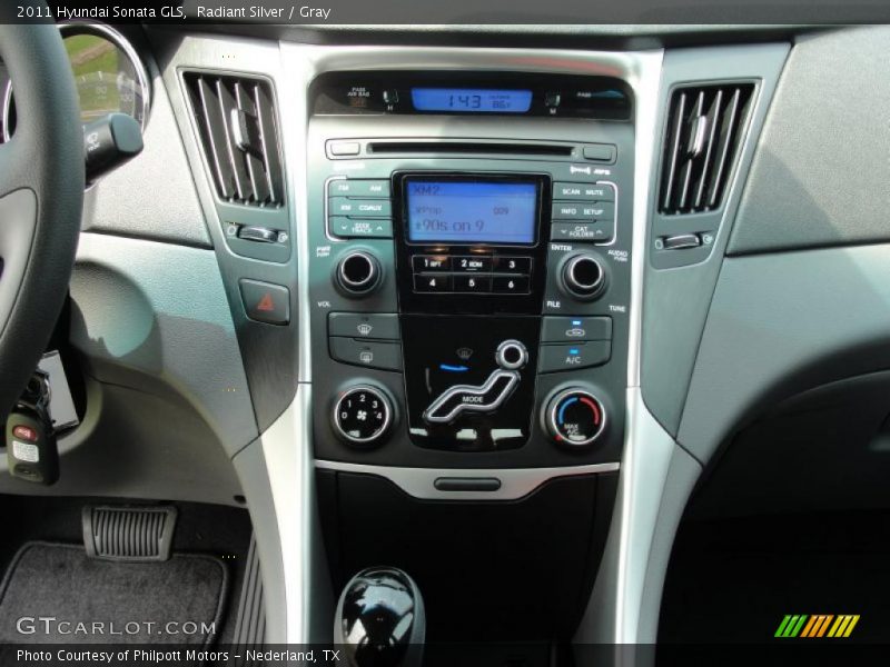 Radiant Silver / Gray 2011 Hyundai Sonata GLS