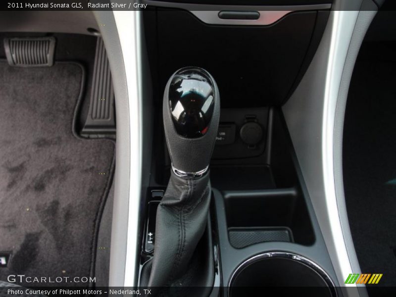 Radiant Silver / Gray 2011 Hyundai Sonata GLS