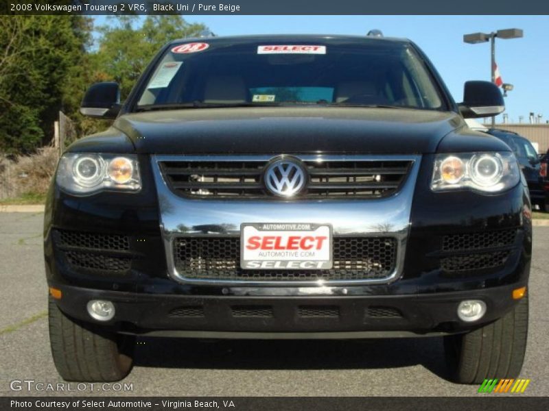 Black Uni / Pure Beige 2008 Volkswagen Touareg 2 VR6