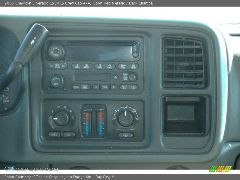 Sport Red Metallic / Dark Charcoal 2005 Chevrolet Silverado 1500 LS Crew Cab 4x4