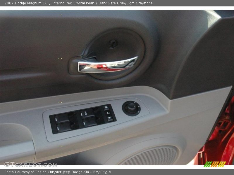 Inferno Red Crystal Pearl / Dark Slate Gray/Light Graystone 2007 Dodge Magnum SXT