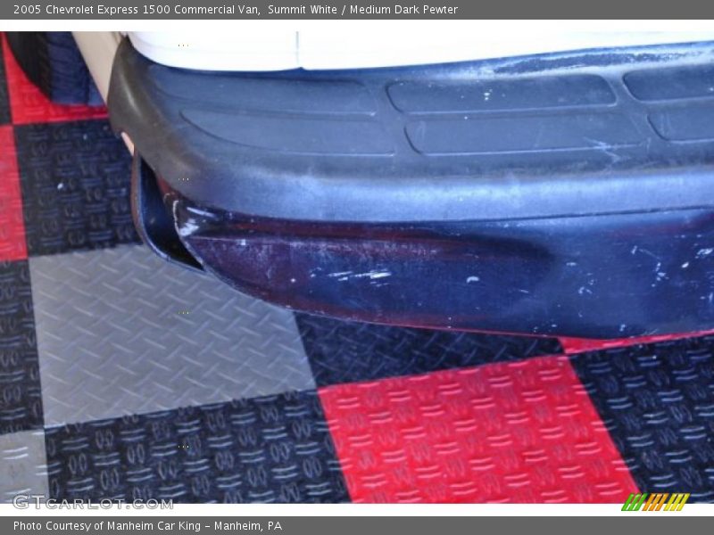 Summit White / Medium Dark Pewter 2005 Chevrolet Express 1500 Commercial Van