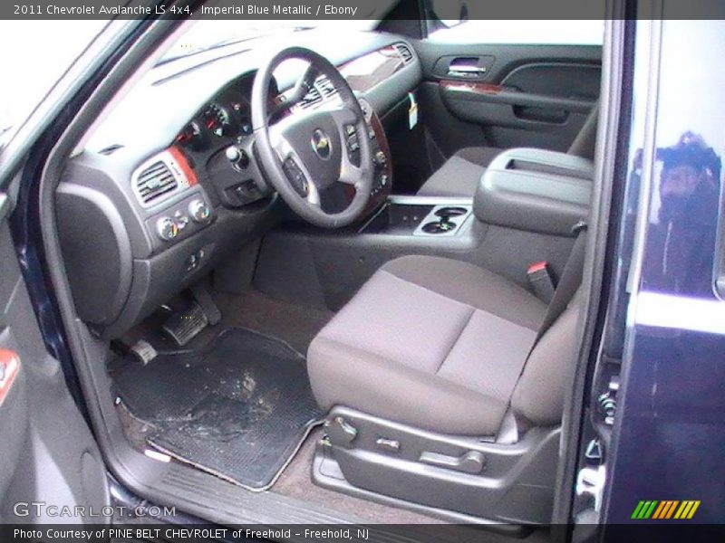 Imperial Blue Metallic / Ebony 2011 Chevrolet Avalanche LS 4x4