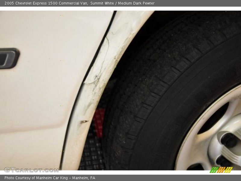 Summit White / Medium Dark Pewter 2005 Chevrolet Express 1500 Commercial Van