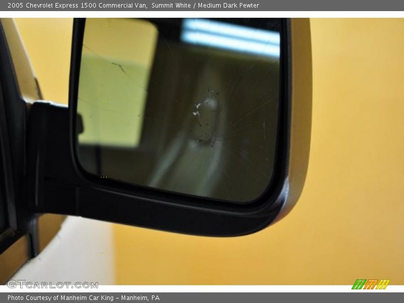 Summit White / Medium Dark Pewter 2005 Chevrolet Express 1500 Commercial Van