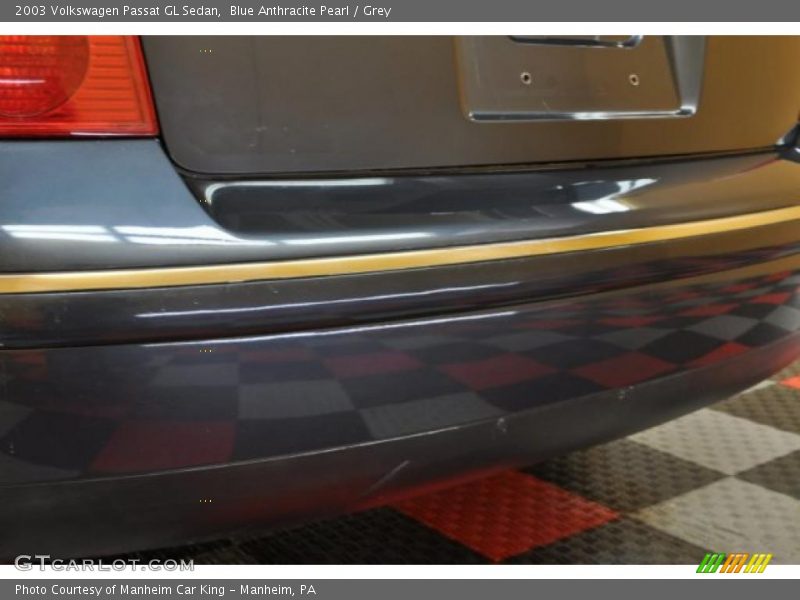 Blue Anthracite Pearl / Grey 2003 Volkswagen Passat GL Sedan