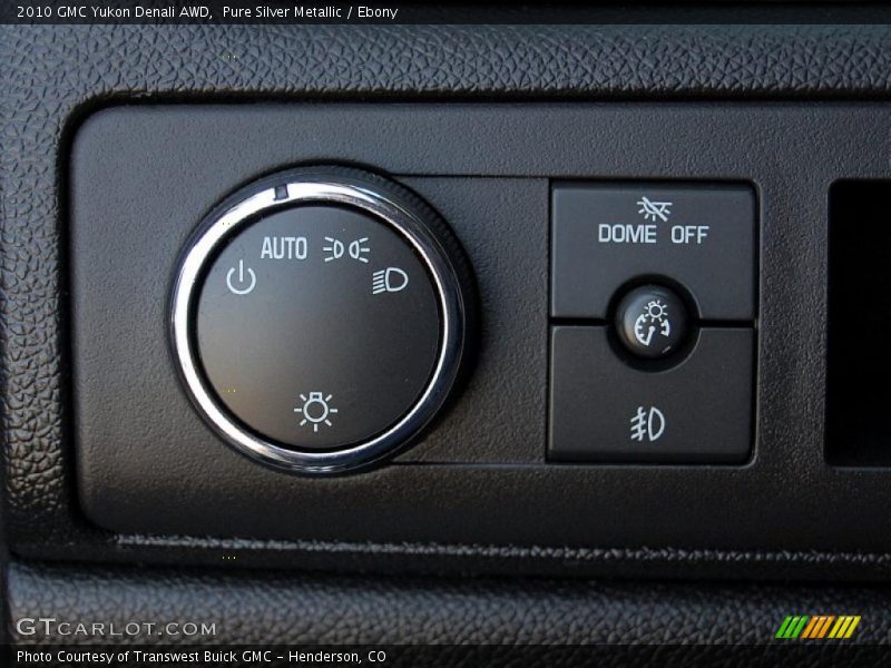 Pure Silver Metallic / Ebony 2010 GMC Yukon Denali AWD