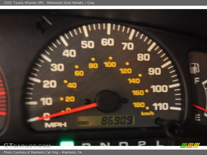 Millennium Silver Metallic / Gray 2002 Toyota 4Runner SR5