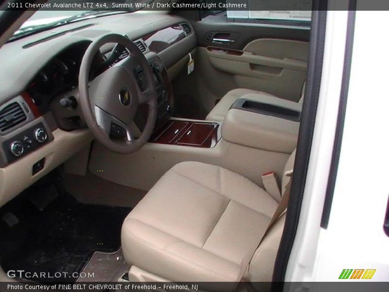 Summit White / Dark Cashmere/Light Cashmere 2011 Chevrolet Avalanche LTZ 4x4