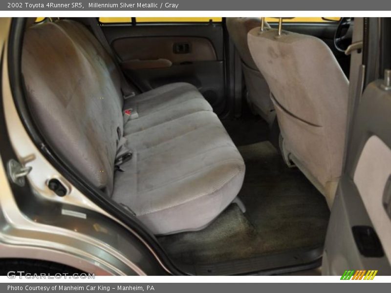 Millennium Silver Metallic / Gray 2002 Toyota 4Runner SR5