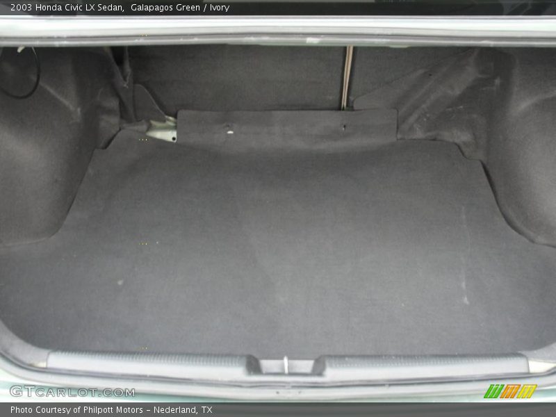  2003 Civic LX Sedan Trunk