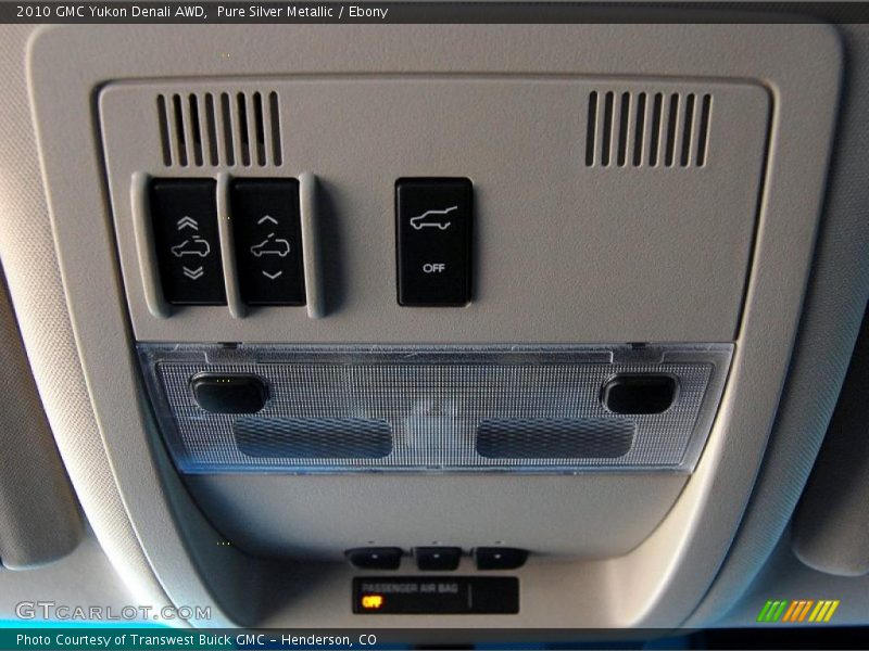 Pure Silver Metallic / Ebony 2010 GMC Yukon Denali AWD