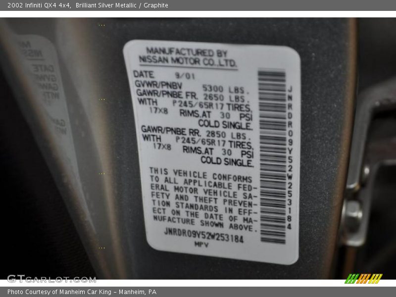 Brilliant Silver Metallic / Graphite 2002 Infiniti QX4 4x4