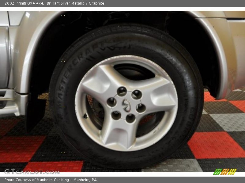 Brilliant Silver Metallic / Graphite 2002 Infiniti QX4 4x4