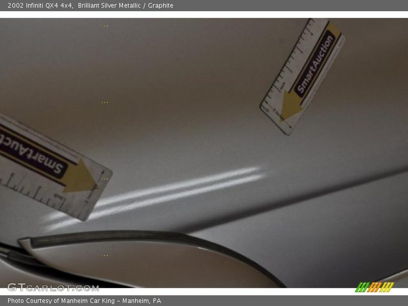 Brilliant Silver Metallic / Graphite 2002 Infiniti QX4 4x4