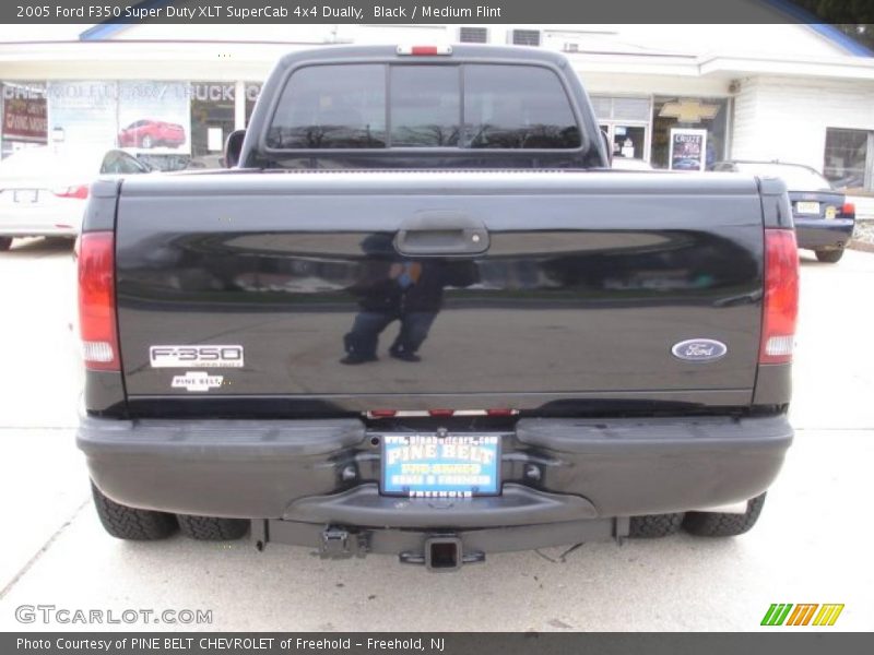Black / Medium Flint 2005 Ford F350 Super Duty XLT SuperCab 4x4 Dually