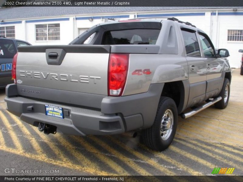 Light Pewter Metallic / Graphite 2002 Chevrolet Avalanche 2500 4WD