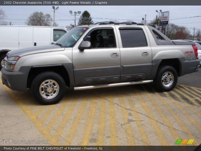 Light Pewter Metallic / Graphite 2002 Chevrolet Avalanche 2500 4WD