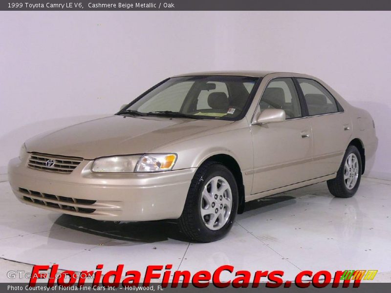 Cashmere Beige Metallic / Oak 1999 Toyota Camry LE V6