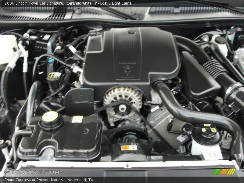  2006 Town Car Signature Engine - 4.6 Liter SOHC 16-Valve V8