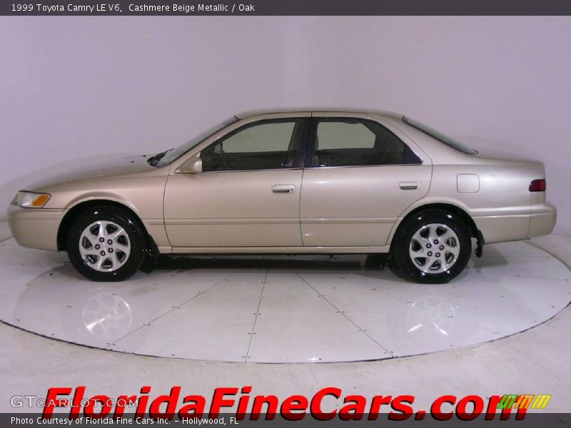Cashmere Beige Metallic / Oak 1999 Toyota Camry LE V6