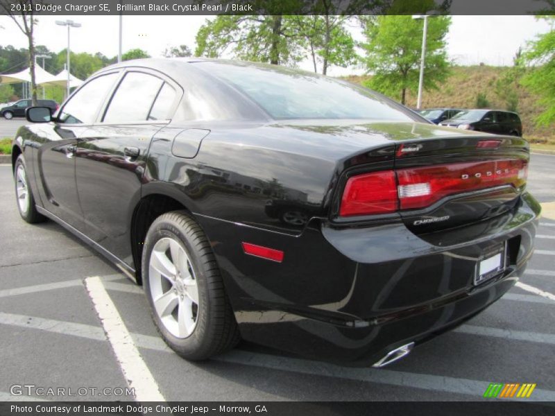 Brilliant Black Crystal Pearl / Black 2011 Dodge Charger SE