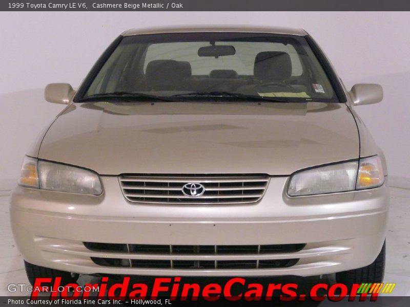 Cashmere Beige Metallic / Oak 1999 Toyota Camry LE V6