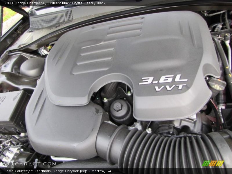 Brilliant Black Crystal Pearl / Black 2011 Dodge Charger SE