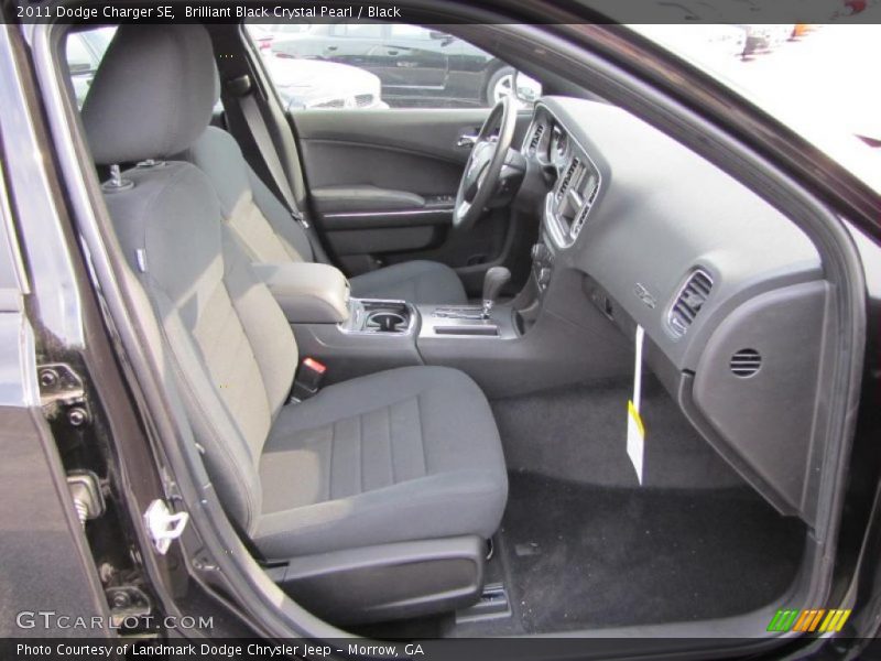 Brilliant Black Crystal Pearl / Black 2011 Dodge Charger SE