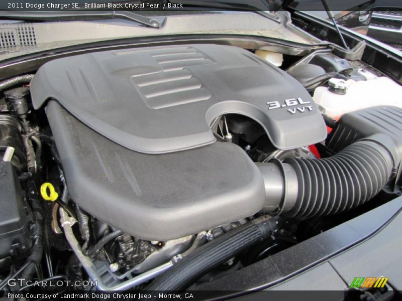 Brilliant Black Crystal Pearl / Black 2011 Dodge Charger SE