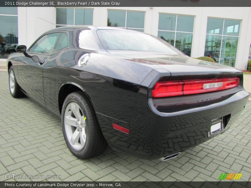 Blackberry Pearl / Dark Slate Gray 2011 Dodge Challenger SE