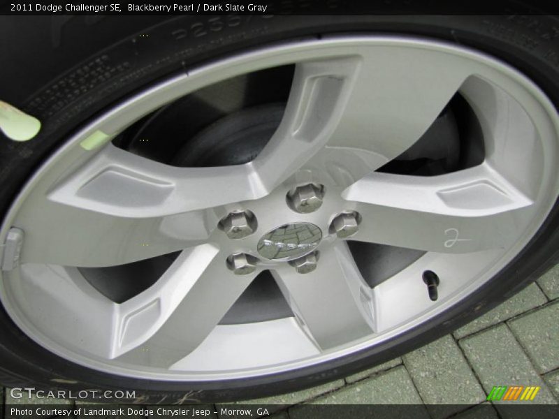 Blackberry Pearl / Dark Slate Gray 2011 Dodge Challenger SE