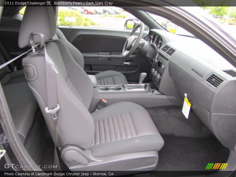 Blackberry Pearl / Dark Slate Gray 2011 Dodge Challenger SE