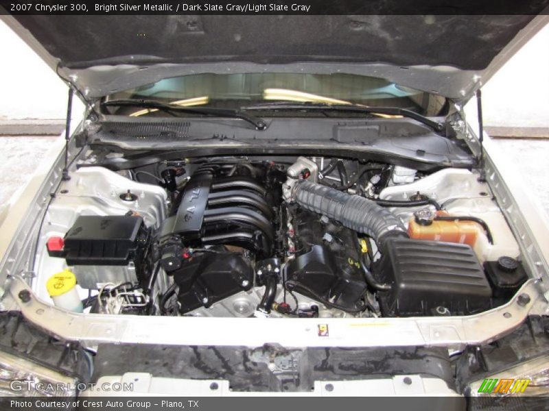 Bright Silver Metallic / Dark Slate Gray/Light Slate Gray 2007 Chrysler 300