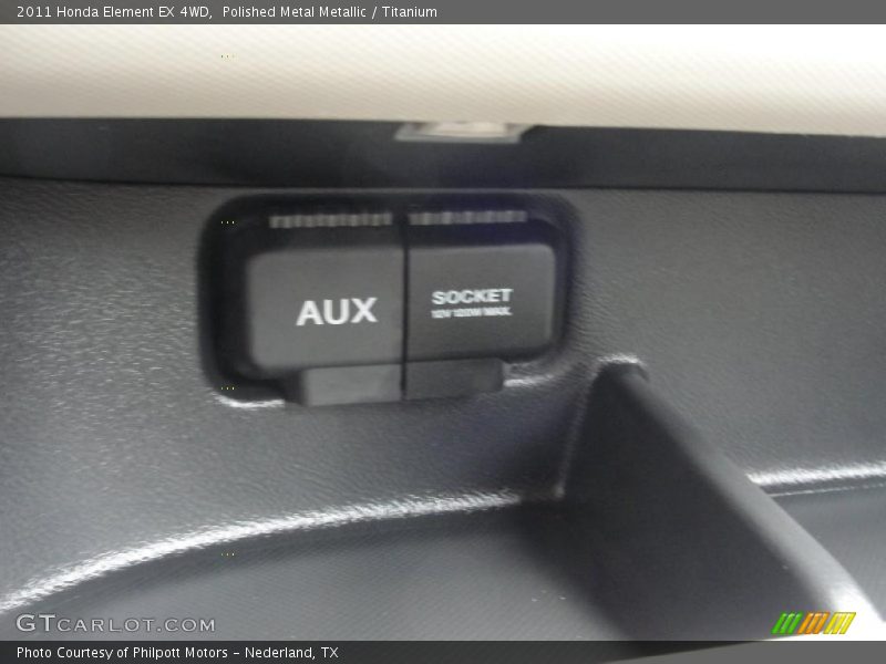 Polished Metal Metallic / Titanium 2011 Honda Element EX 4WD