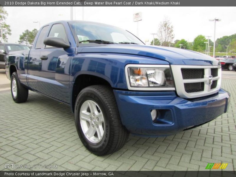 Front 3/4 View of 2010 Dakota Big Horn Extended Cab