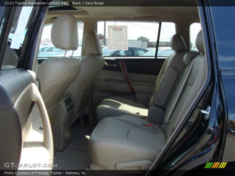 Black / Sand Beige 2010 Toyota Highlander Limited 4WD