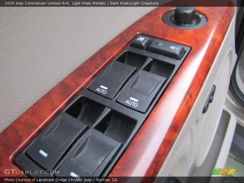 Light Khaki Metallic / Dark Khaki/Light Graystone 2006 Jeep Commander Limited 4x4