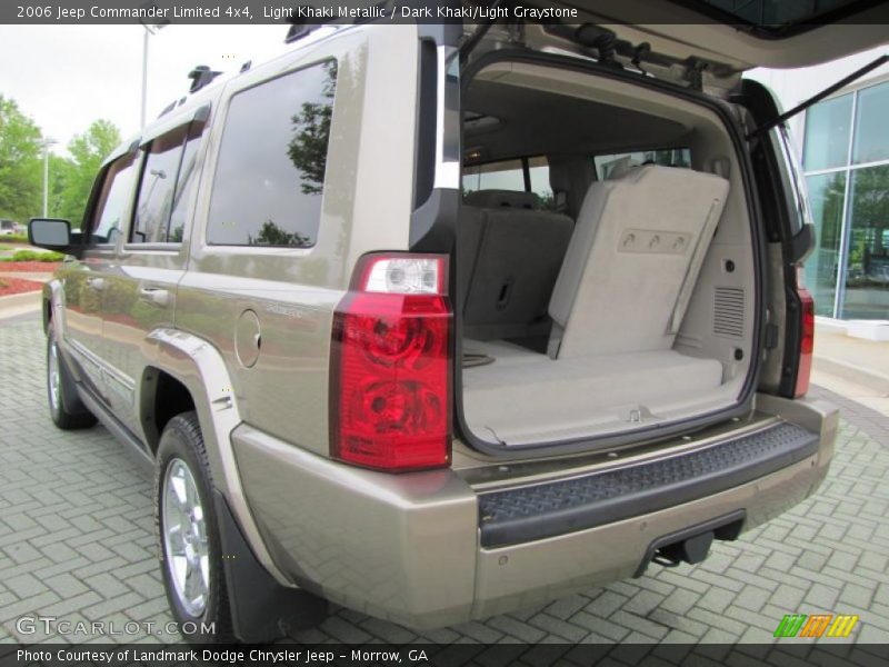 Light Khaki Metallic / Dark Khaki/Light Graystone 2006 Jeep Commander Limited 4x4