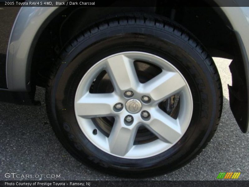 Black / Dark Charcoal 2005 Toyota RAV4 S 4WD