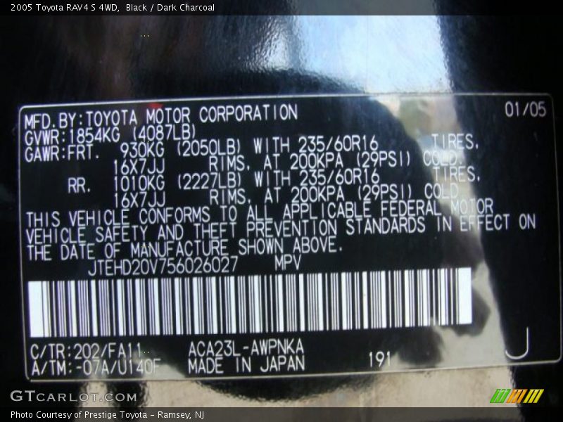 Black / Dark Charcoal 2005 Toyota RAV4 S 4WD
