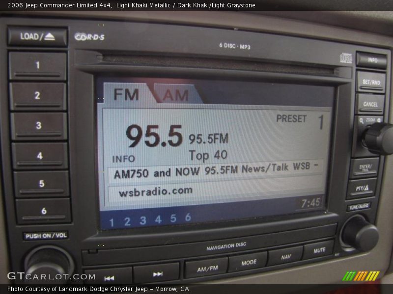 Light Khaki Metallic / Dark Khaki/Light Graystone 2006 Jeep Commander Limited 4x4