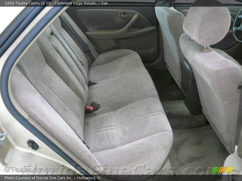 Cashmere Beige Metallic / Oak 1999 Toyota Camry LE V6