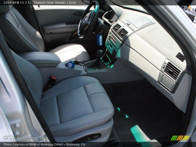 Titanium Silver Metallic / Grey 2004 BMW X3 2.5i