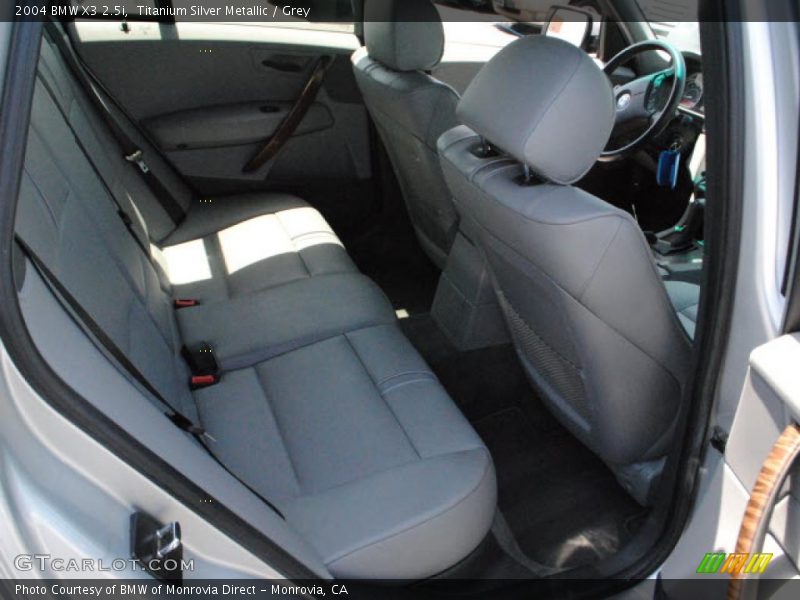 Titanium Silver Metallic / Grey 2004 BMW X3 2.5i