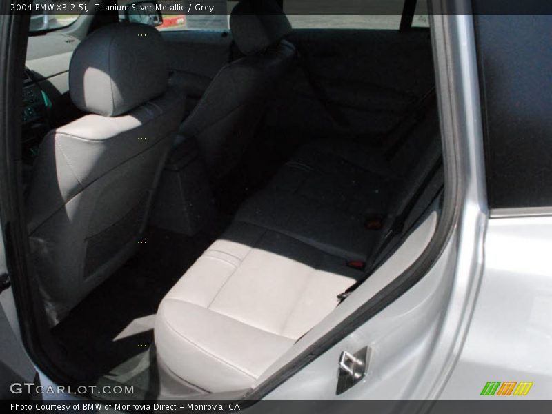 Titanium Silver Metallic / Grey 2004 BMW X3 2.5i