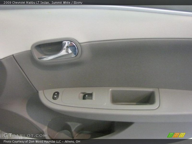 Summit White / Ebony 2009 Chevrolet Malibu LT Sedan