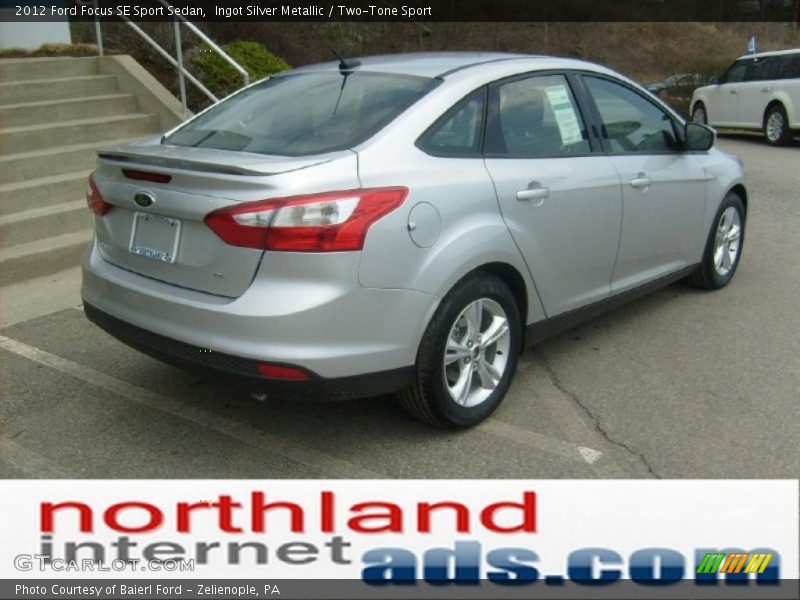 Ingot Silver Metallic / Two-Tone Sport 2012 Ford Focus SE Sport Sedan